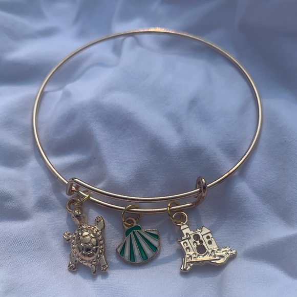 Brand New! Handmade! Adjustable Charm Bracelet - Picture 3 of 5